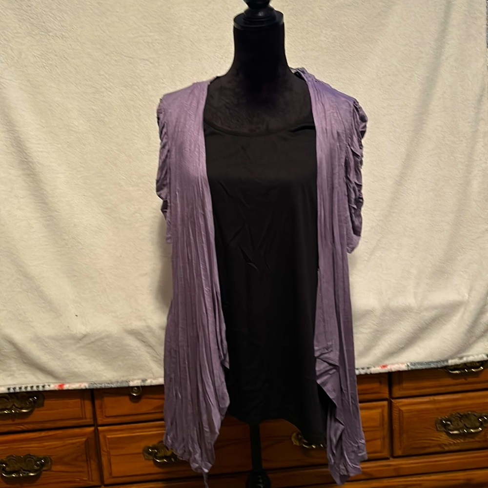 Woman’s 3/4 sleeve top